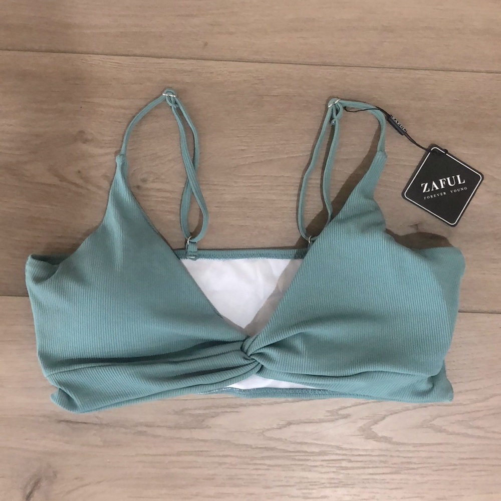 NWT Zaful Jade Green Bikini Top